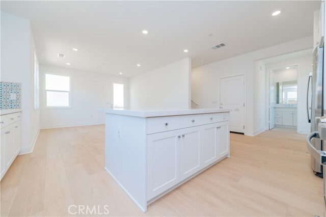 Building Photo - 446 Lobata