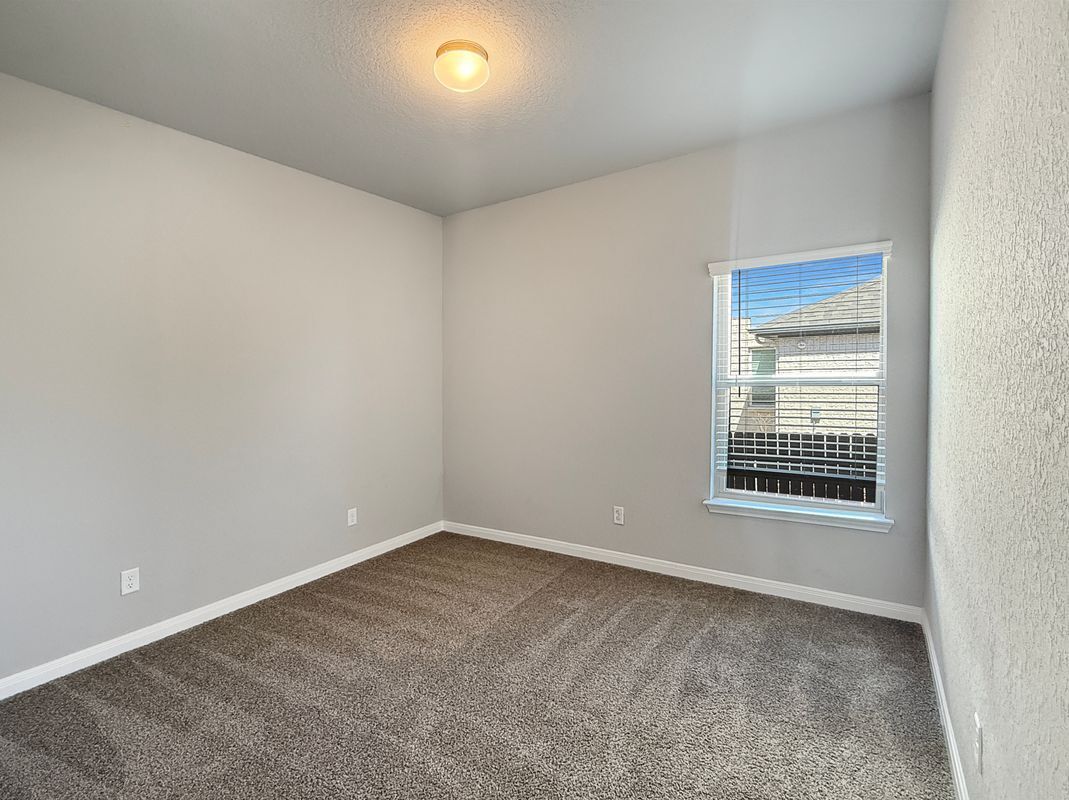 Building Photo - 3210 Roan