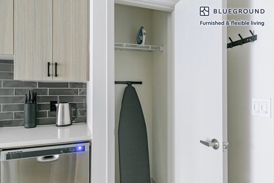 Building Photo - 44758 Old Warm Springs Blvd