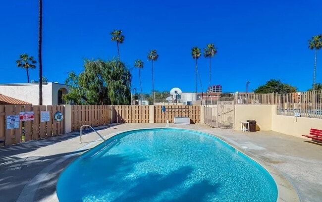 Building Photo - 4030 Mt Acadia Blvd