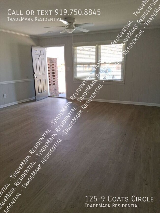 Building Photo - 125-9 Coats Circle-