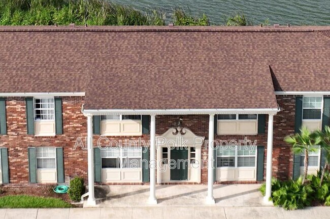 Building Photo - 1920 E Edgewood Dr