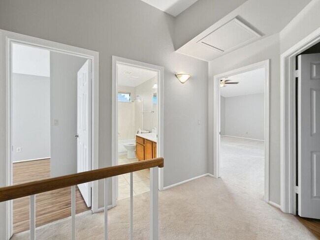 Building Photo - Location! Location! Beautiful 4 Bedroom/ 3 Bath Home! Ray/Kyrene