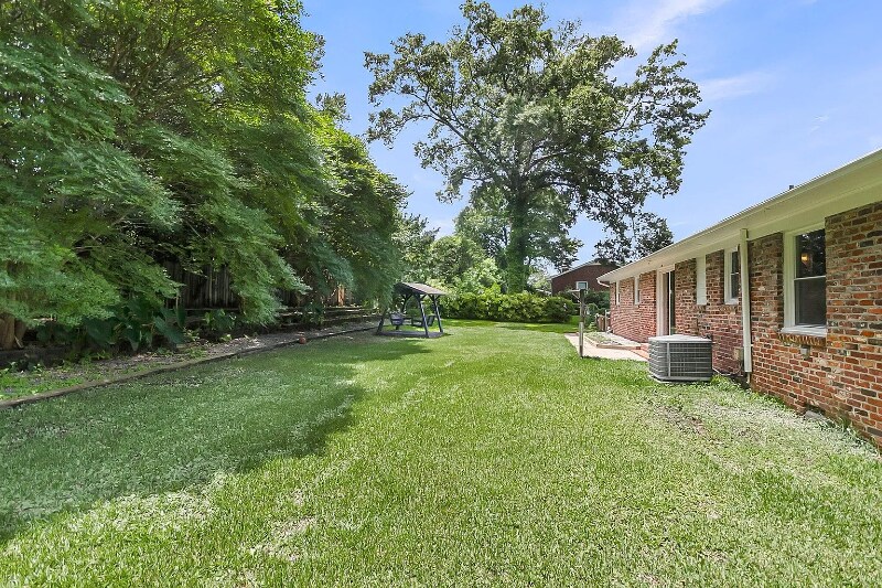 Building Photo - 6305 Lucille Dr