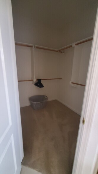 Master walk in closet - 7275 N Recreation Ave