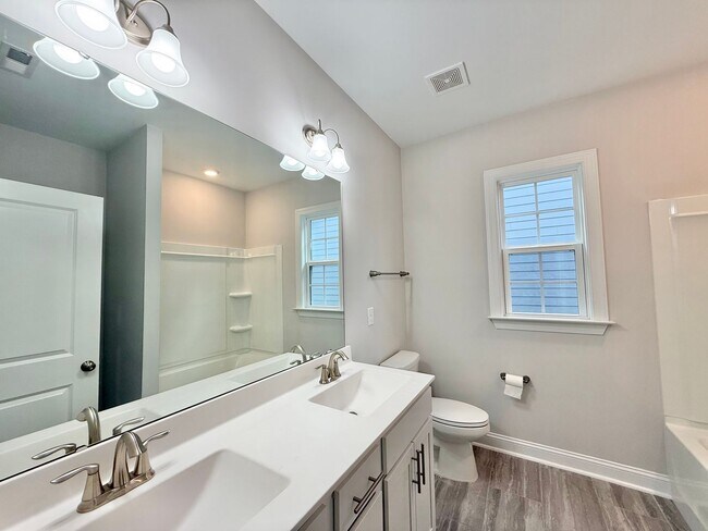 Building Photo - Incredible 4BD, 3BA Raleigh Home in the De...