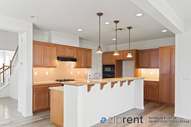 Building Photo - 5 br, 3 bath House - 351 Clarence Bromell ...