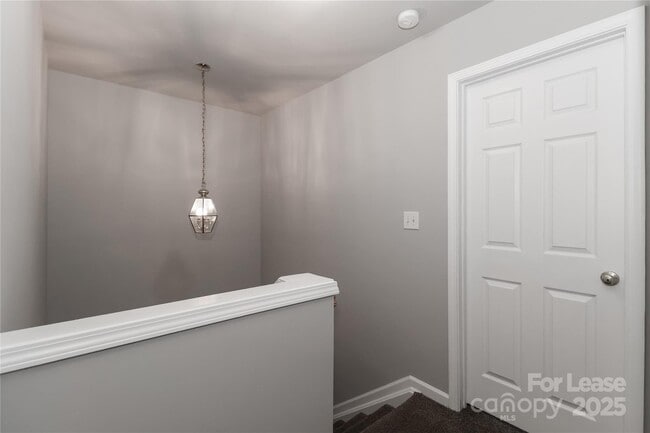 Building Photo - 153 Marakery Rd