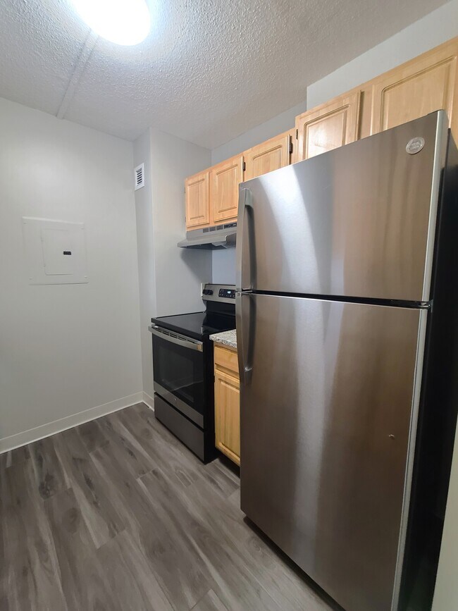 Building Photo - 40 Westwind Rd