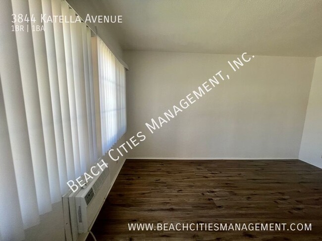 Building Photo - Charming 1 Bedroom in Los Alamitos with a ...