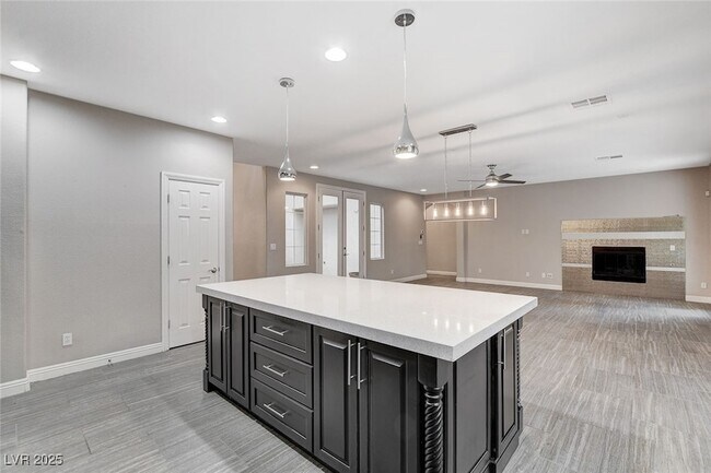 Building Photo - 12274 La Prada Pl