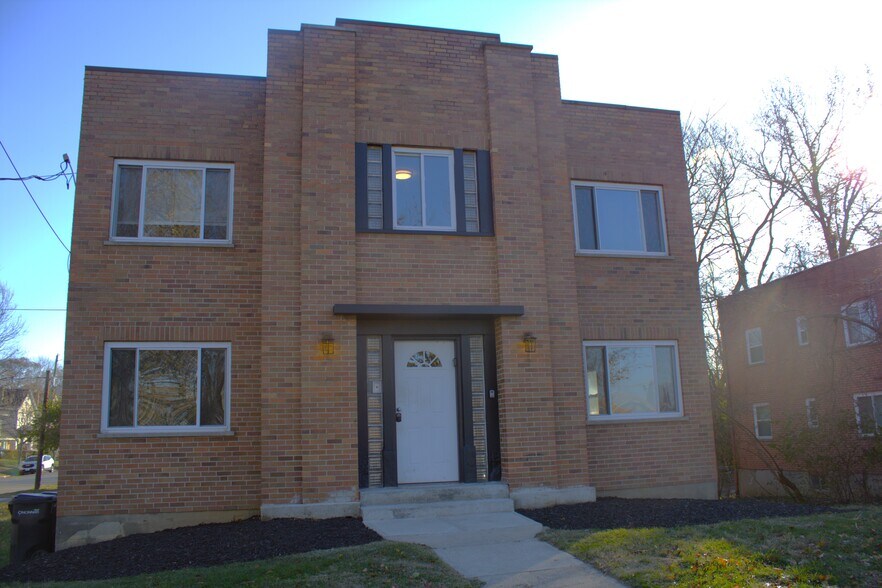 Primary Photo - 5070 Anderson Pl