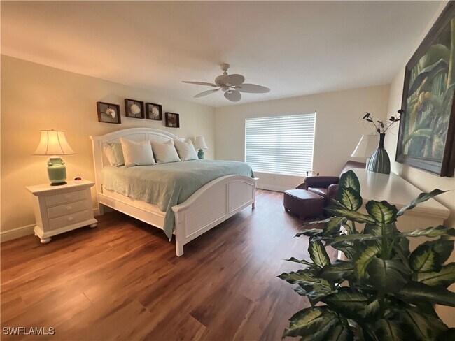 Building Photo - 26891 Wedgewood Dr