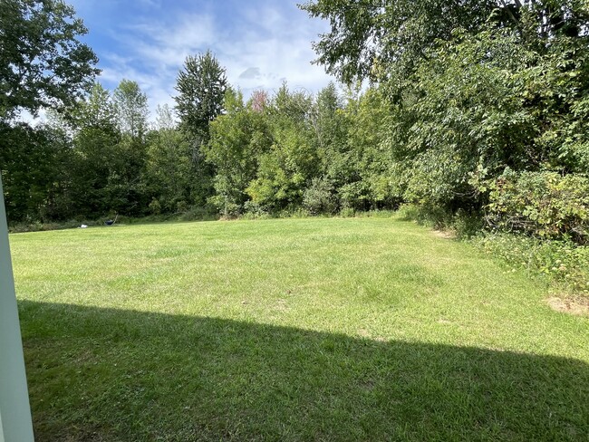 Building Photo - 15266 Doyle Rd