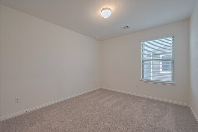 Building Photo - 5727 Texas Sage Dr