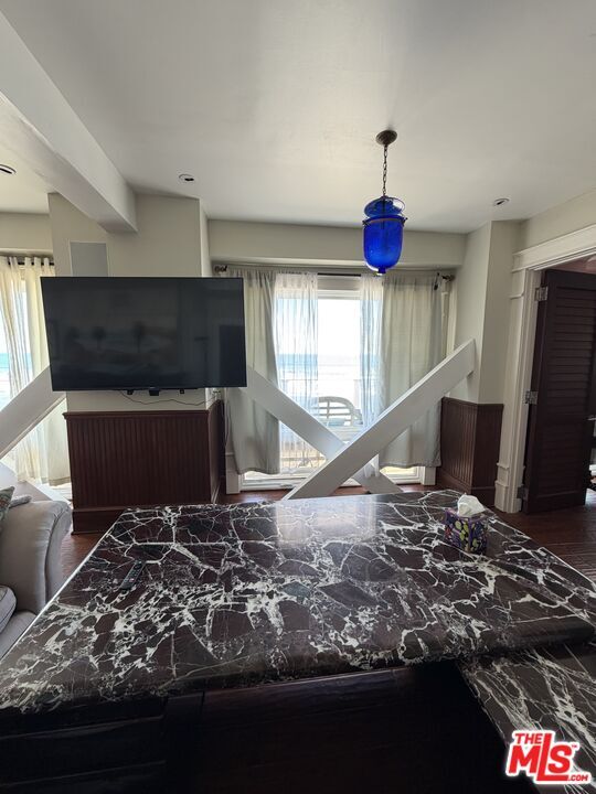 Building Photo - 24000 Malibu Rd