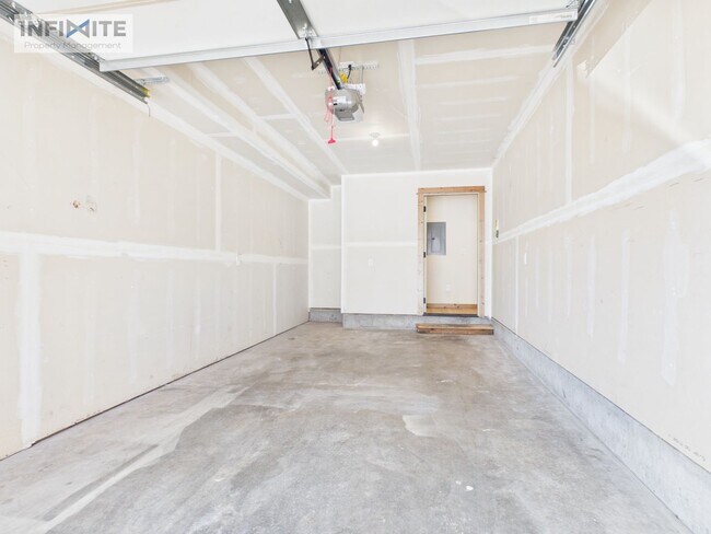 Building Photo - 2767 Fen Way