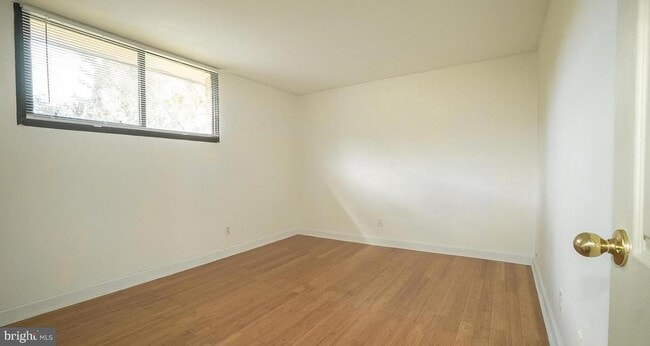 Building Photo - 525 N Armistead St