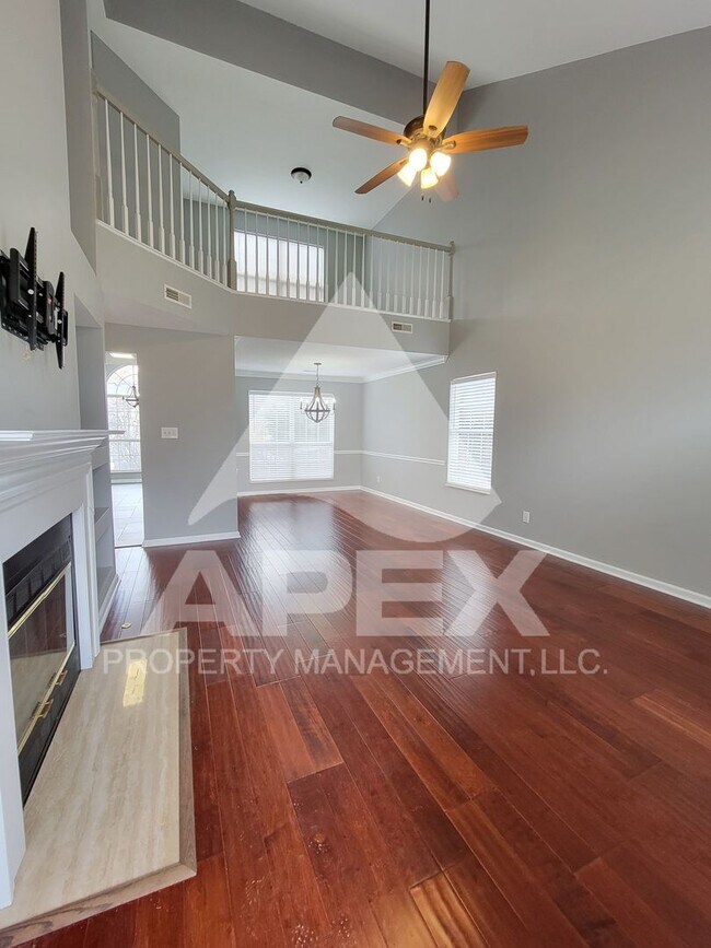 Building Photo - Beautiful 3 Bd/2.5 Ba Single Family home w/Bonus Rm in West Knoxville!