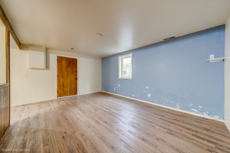 Building Photo - 101 E Miller Ave