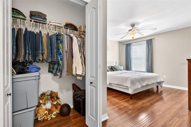 Building Photo - 2713 Lantern Hill Ave