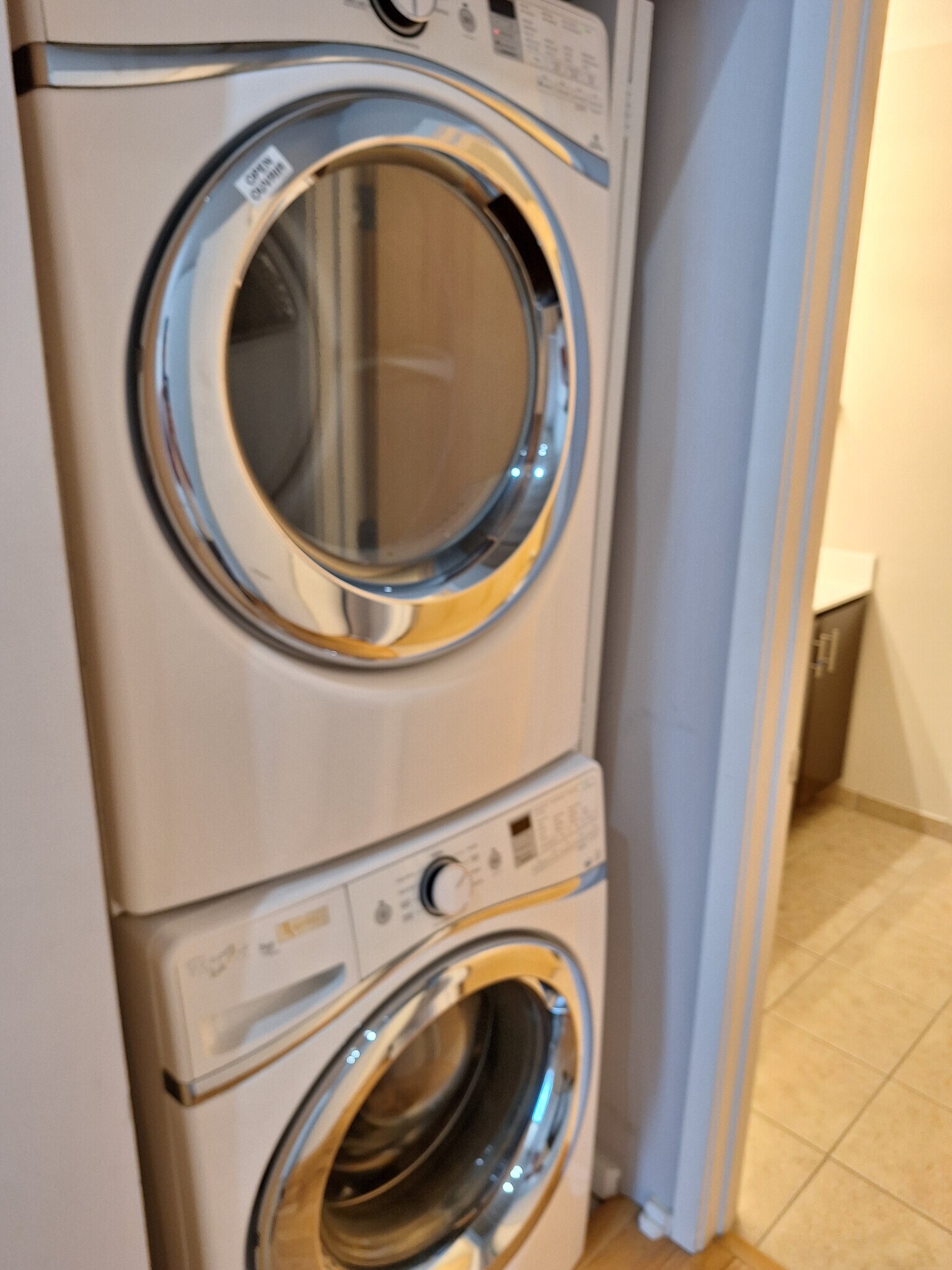 Laundry - 630 N Franklin St