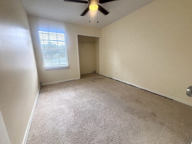 Building Photo - 7212 Alston Ct