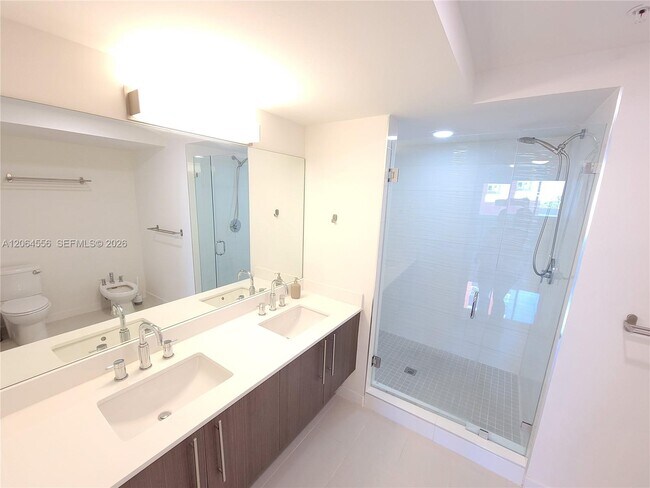 Building Photo - 7825 NW 107th Ave