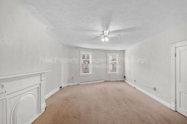 Building Photo - 3053 Brereton St