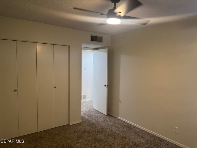 Building Photo - 8800 Sampson Ct