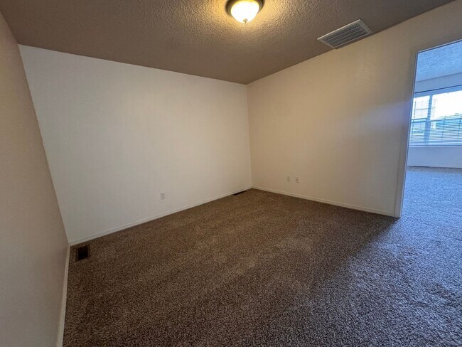 Building Photo - 2151 Cortina Loop SE
