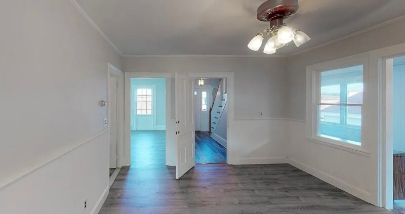 Building Photo - 44 Wallis St