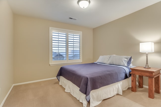 Building Photo - Beautiful Traverse Mtn home for sale!