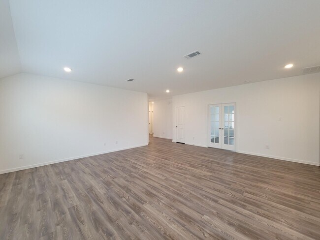 Building Photo - 15711 Vista Sutton Dr