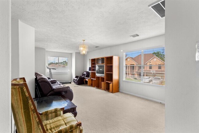 Building Photo - 602 Field Run Ct