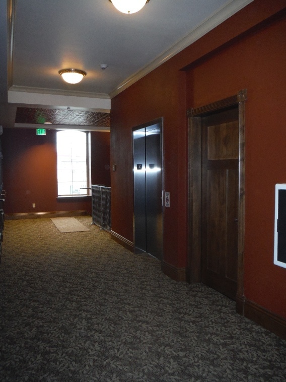 Building Photo - 223 N Irwin St