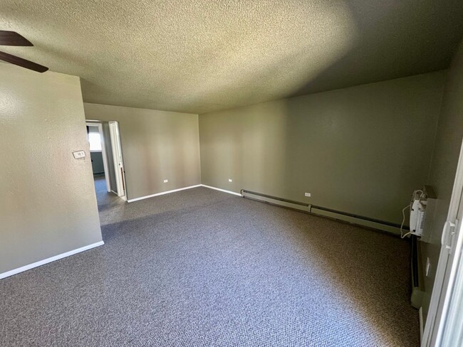 Building Photo - Charming 2BR Condo in Denver