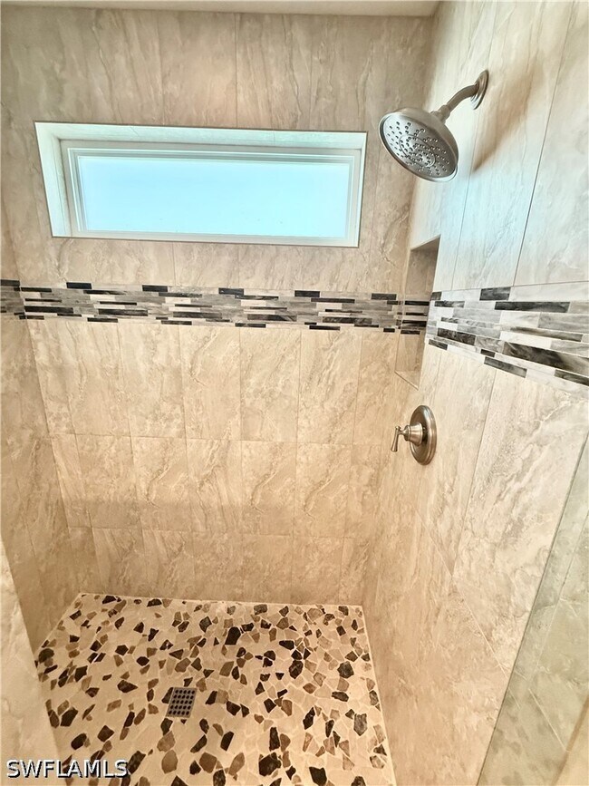 Building Photo - 8440 Ibis Cove Cir