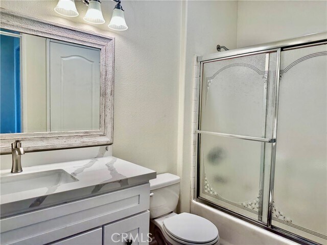 Building Photo - 66 Montana Del Lago Dr