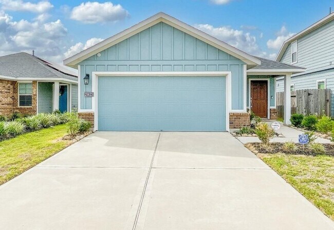 Primary Photo - 21423 Holly Heights Rd