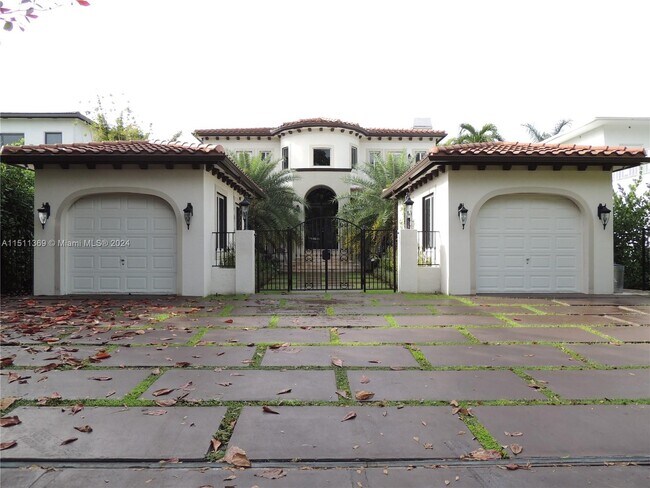 Building Photo - 240 S Hibiscus Dr