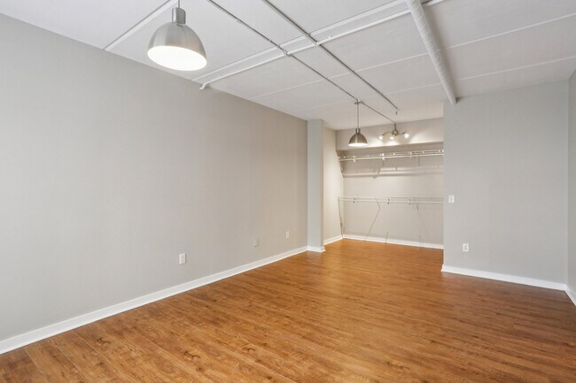 Building Photo - 800 Peachtree St NE