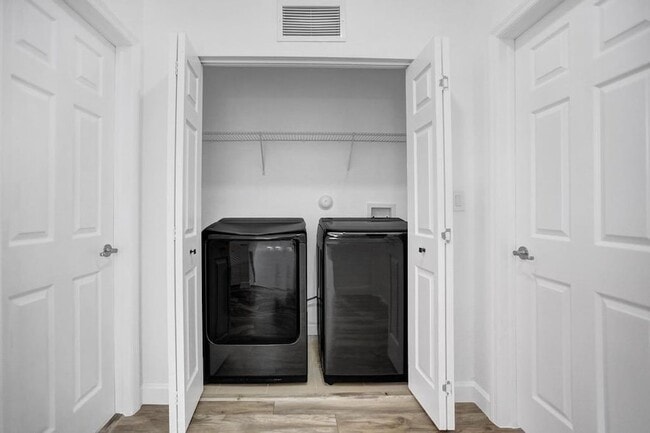 Building Photo - 9081 SW 169th Ct