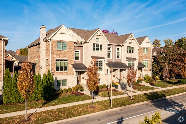 Primary Photo - Fountain Pointe Townhomes
