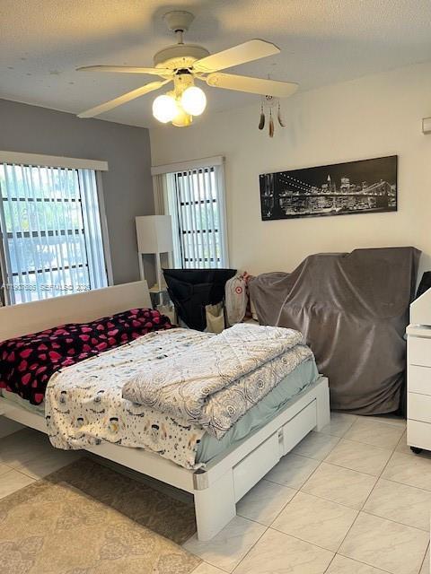 Building Photo - 204 191st St