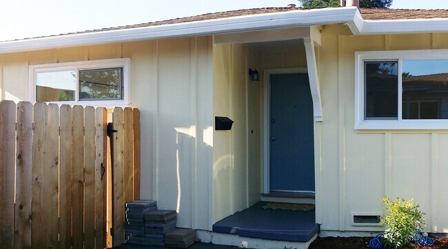 Primary Photo - 953-955 15th Ave