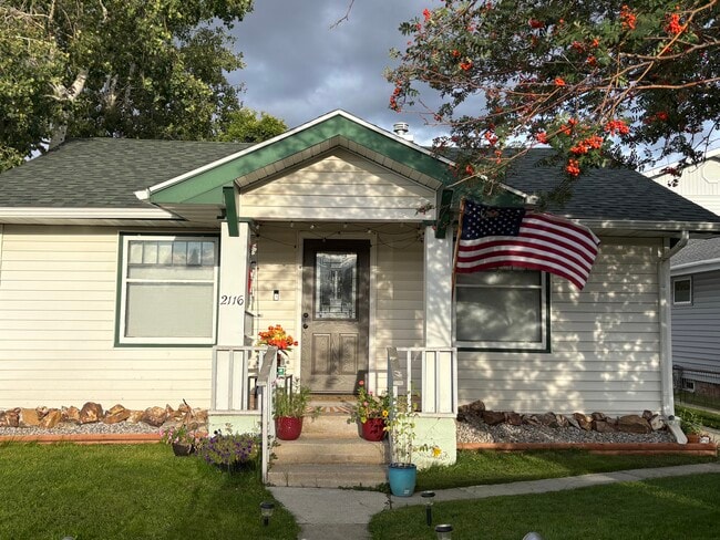 Primary Photo - 2116 Utah Ave