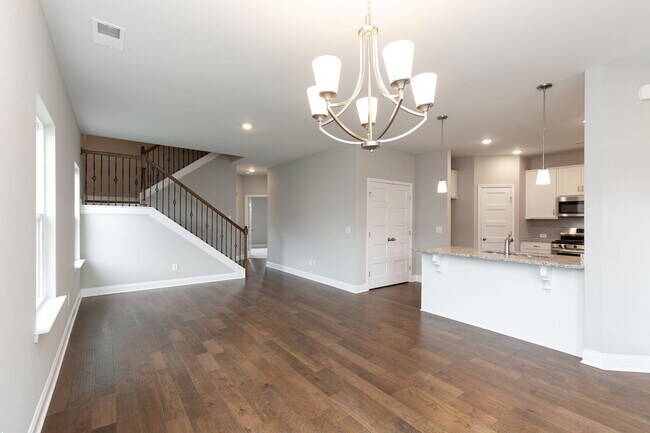 Building Photo - **BE THE LUCKY ONE TO LIVE IN THIS 2022-BUILT UPSCALE COTTAGE HOME IN THE PRESERVE AT BELLE POINTE**