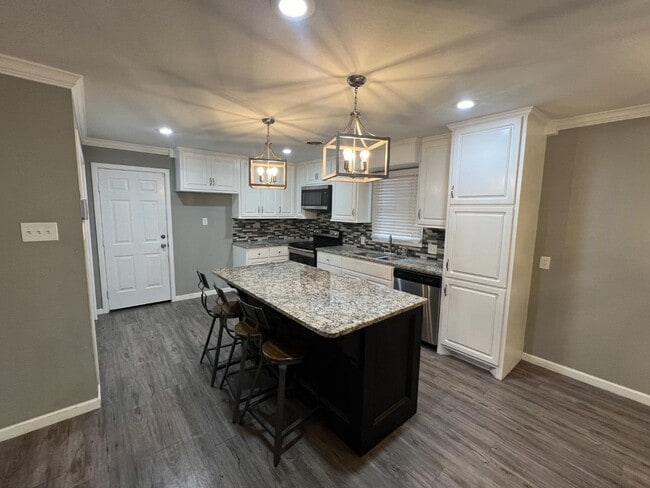 Building Photo - South Central Lubbock Home