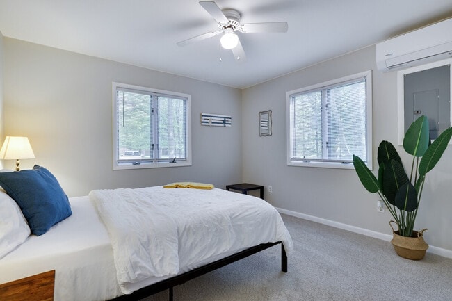 Building Photo - 141 Tommy's Ln